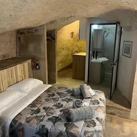 La Grotta * Matera